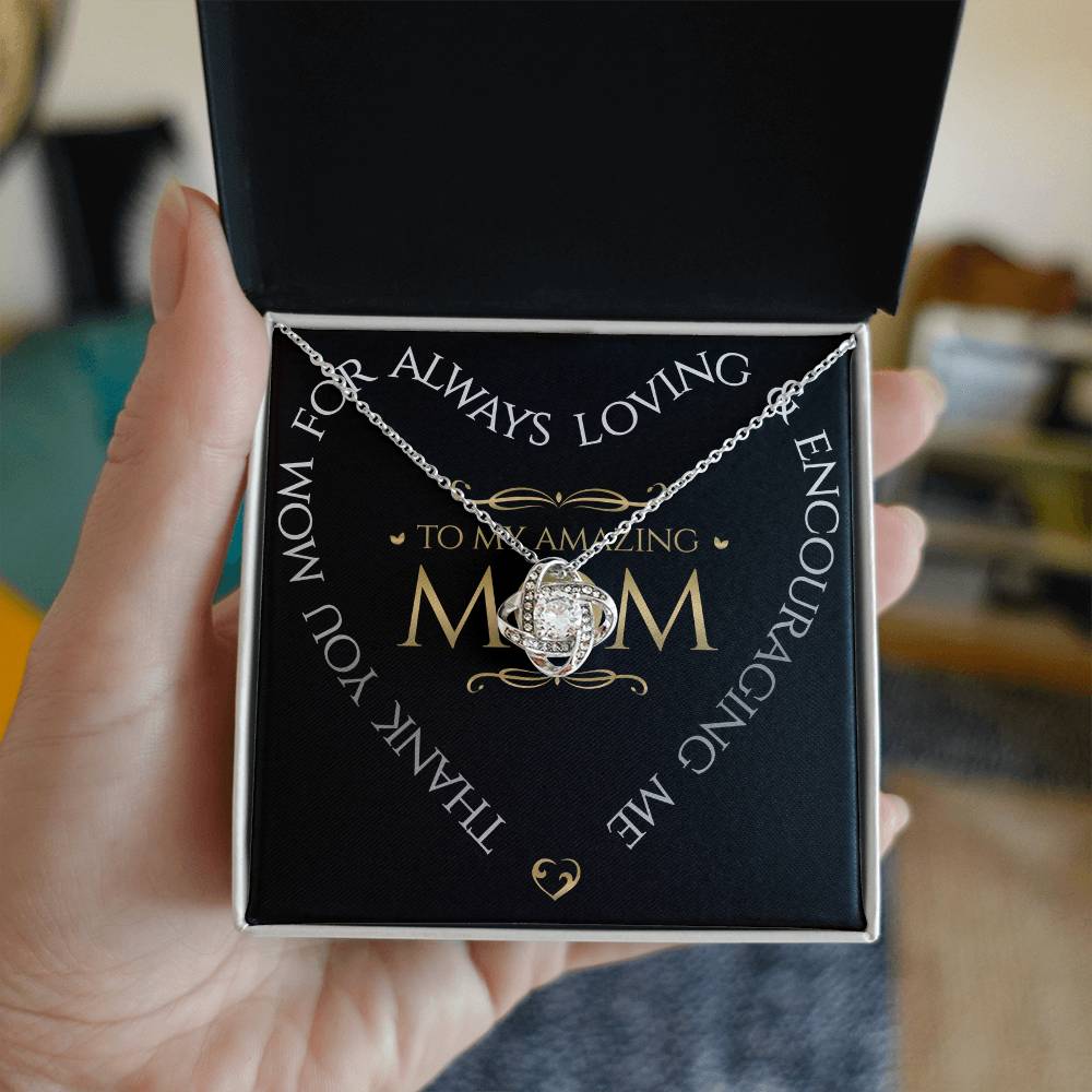 Amazing Mom Pendant Necklace